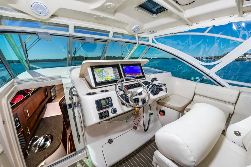 Slide: The Image of Grady-White Express 370 2014 - 25