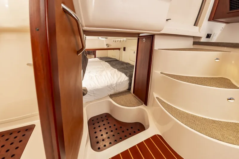 Slide: The Image of Grady-White Express 370 2014 - 39