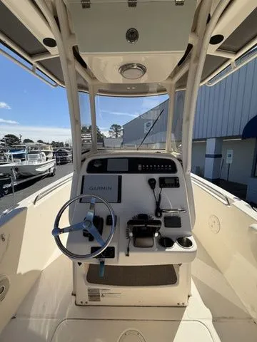 Slide: The Image of Grady-White Fisherman 257 2017 - 5