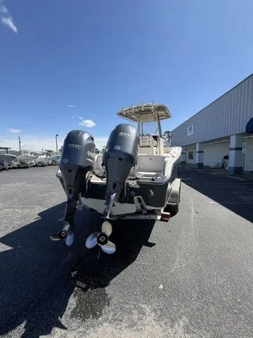 Slide: The Image of Grady-White Fisherman 257 2017 - 3