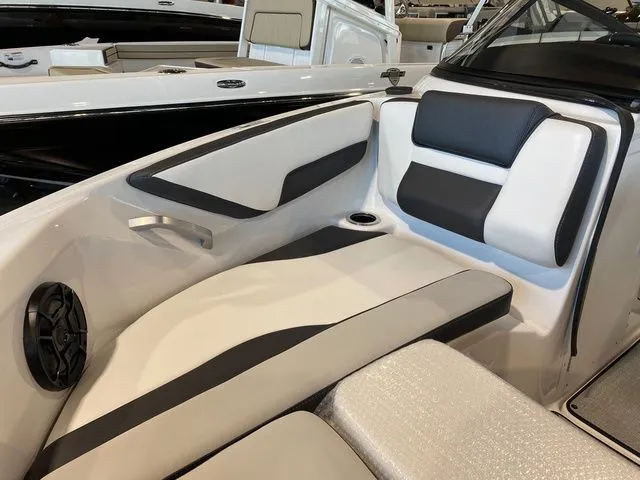 Slide: The Image of Yamaha AR195 2023 - 12