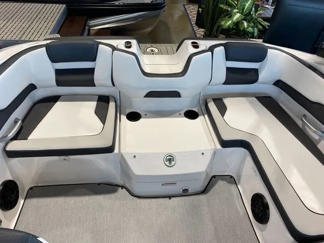 Slide: The Image of Yamaha AR195 2023 - 5