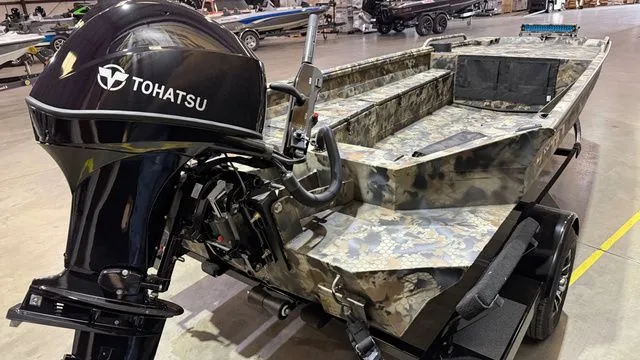 Slide: The Image of Excel 1751 Viper W/ Tohatsu 60 2026 - 5