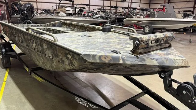 Slide: The Image of Excel 1751 Viper W/ Tohatsu 60 2026 - 7