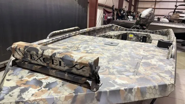 Slide: The Image of Excel 1751 Viper W/ Tohatsu 60 2026 - 16