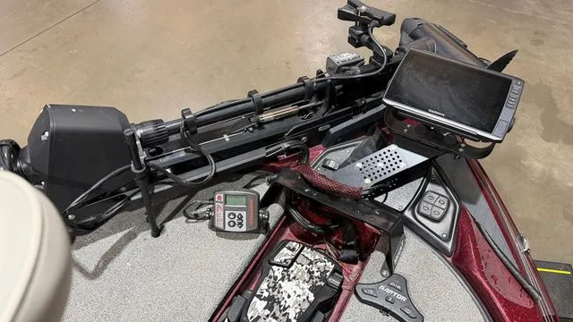 Slide: The Image of Skeeter FX20 W/ Yamaha 250 SHO 2013 - 16