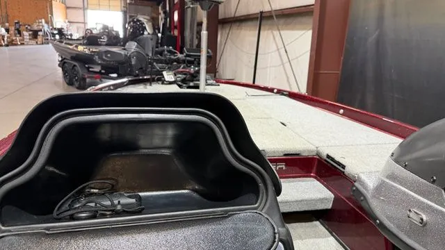 Slide: The Image of Skeeter FX20 W/ Yamaha 250 SHO 2013 - 20