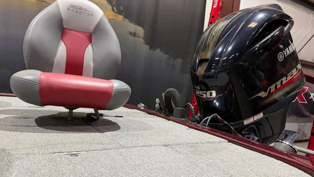 Slide: The Image of Skeeter FX20 W/ Yamaha 250 SHO 2013 - 8