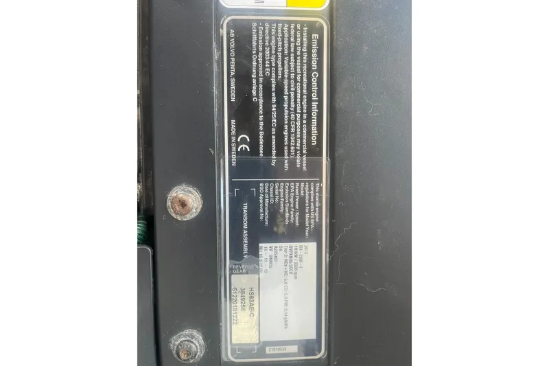 Slide: The Image of Emission control label on a 2013 Cutwater C-28 boat engine. - 20