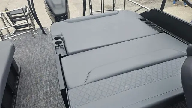 Slide: The Image of Sweetwater SWEETWATER 2286 SFLC W/250HP 2026 - 17