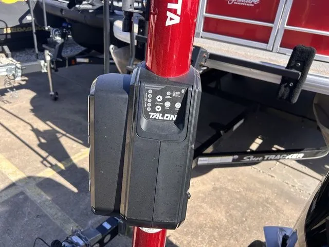 Slide: The Image of Nitro Z18 2022 - 14