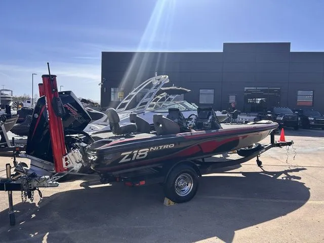 Slide: The Image of Nitro Z18 2022 - 3