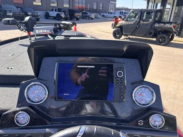 Slide: The Image of Nitro Z18 2022 - 9