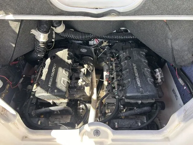 Slide: The Image of Yamaha 242X E-Series 2018 - 26