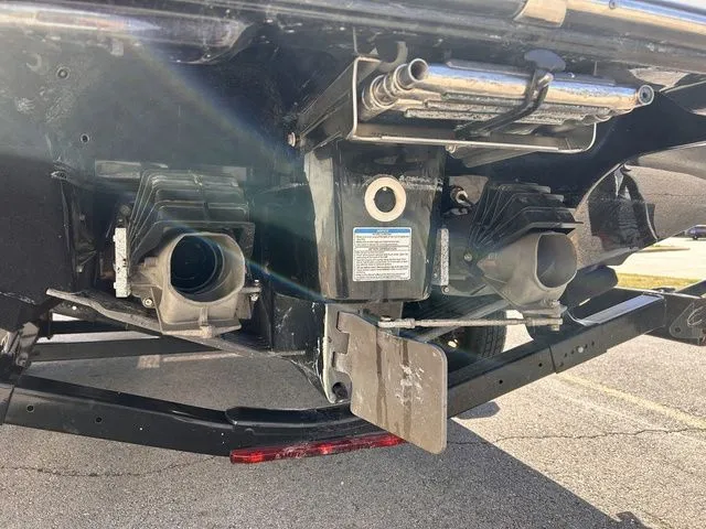 Slide: The Image of Yamaha 242X E-Series 2018 - 6