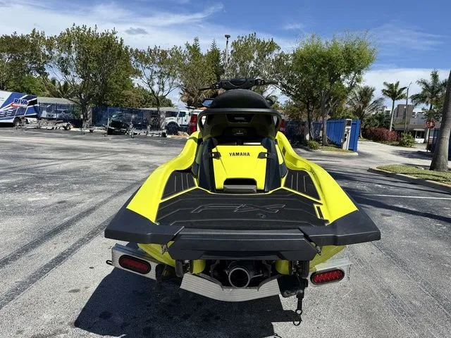 Slide: The Image of Yamaha FX Cruiser HO 2022 - 6