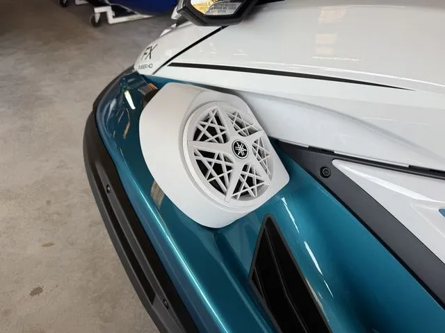 Slide: The Image of Yamaha FX Cruiser HO 2026 - 20