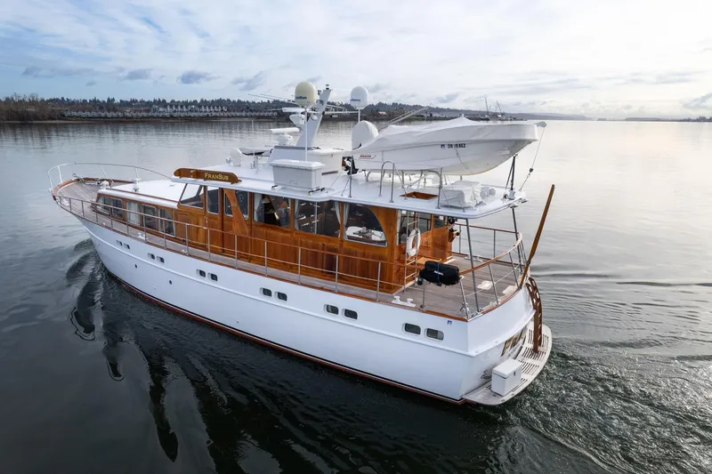 Slide: The Image of Classic 1965 De Vries Lentsch 64 Motoryacht cruising on calm waters. - 84