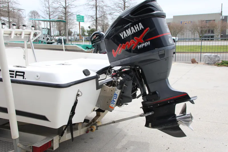 Slide: The Image of 2006 Skeeter ZX22 Bay T with Yamaha VMAX outboard motor on trailer. - 5