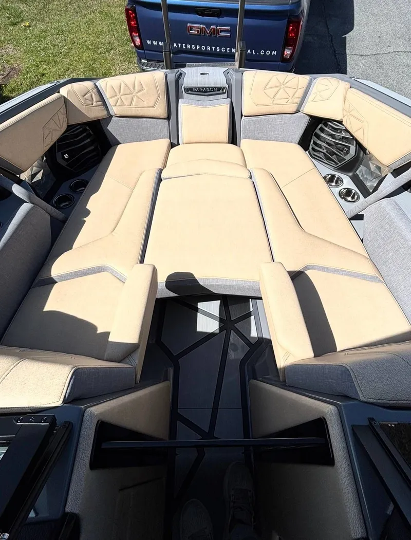 Slide: The Image of Nautique Super Air Nautique G25 Paragon 2025 - 17