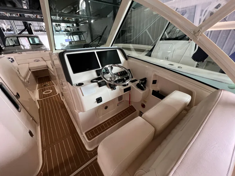 Slide: The Image of Grady-White Freedom 325 2023 - 26