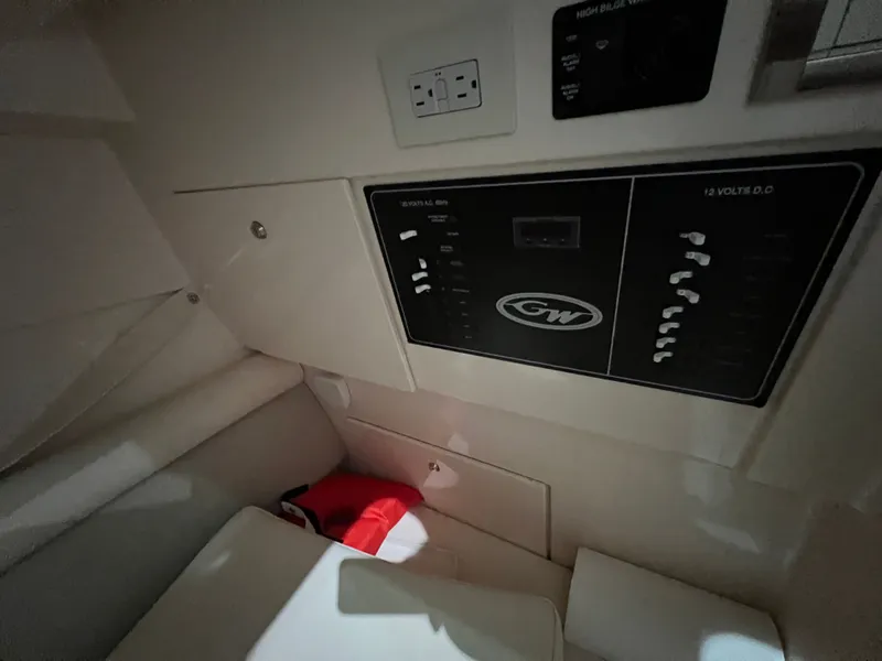 Slide: The Image of Grady-White Freedom 325 2023 - 37