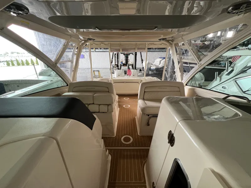 Slide: The Image of Grady-White Freedom 325 2023 - 43