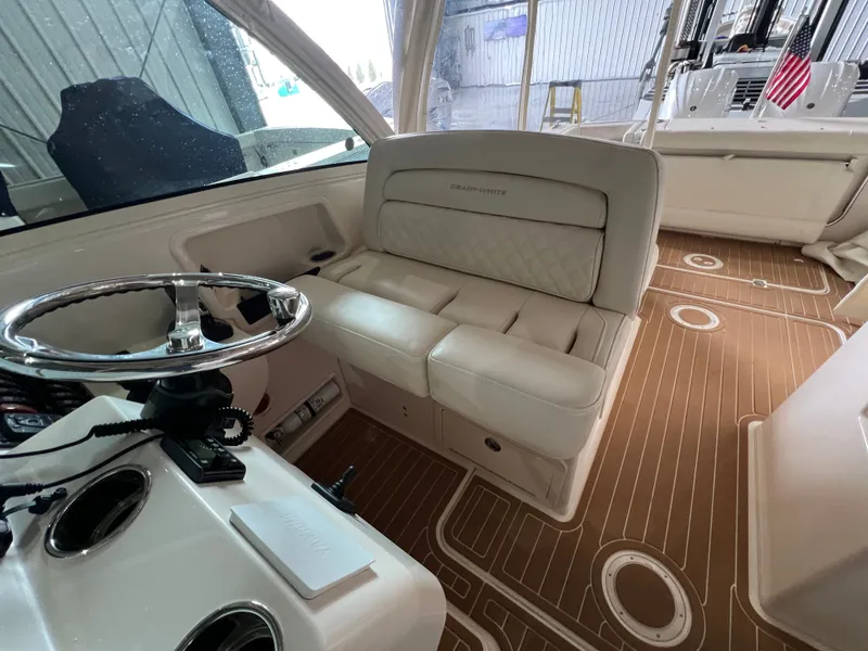 Slide: The Image of Grady-White Freedom 325 2023 - 45