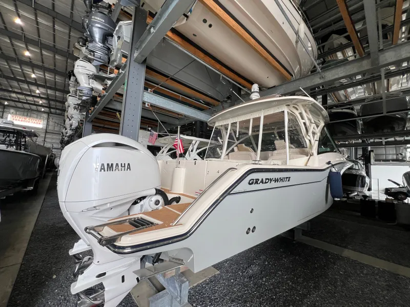 Slide: The Image of Grady-White Freedom 325 2023 - 7