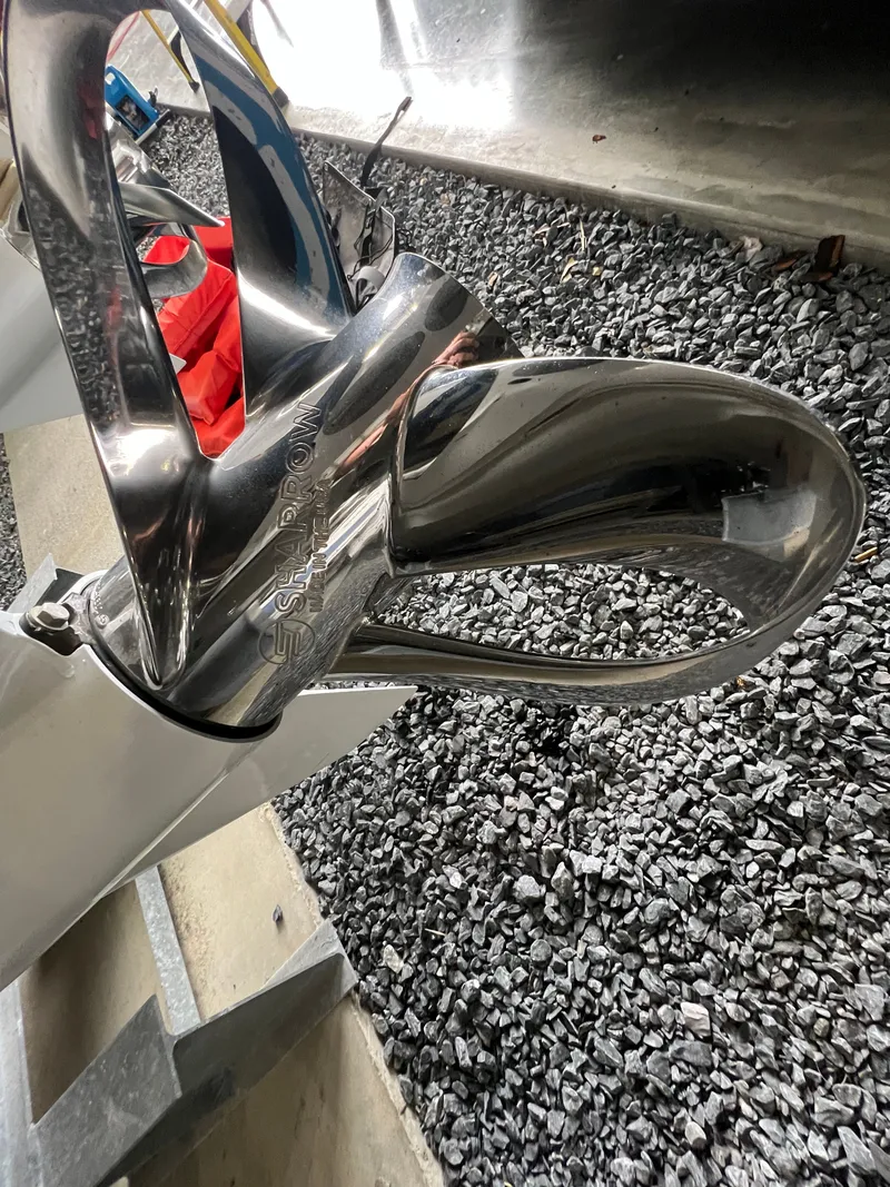 Slide: The Image of Grady-White Freedom 325 2023 - 8