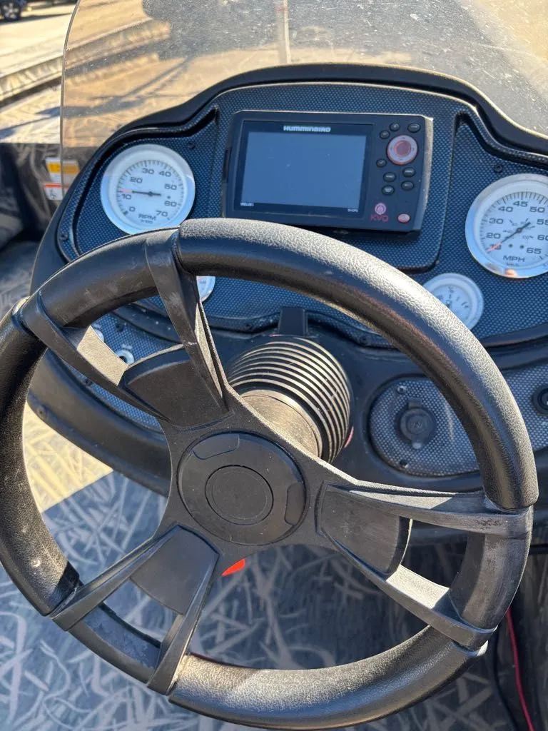 Slide: The Image of Lowe 20 Catfish 2015 - 13