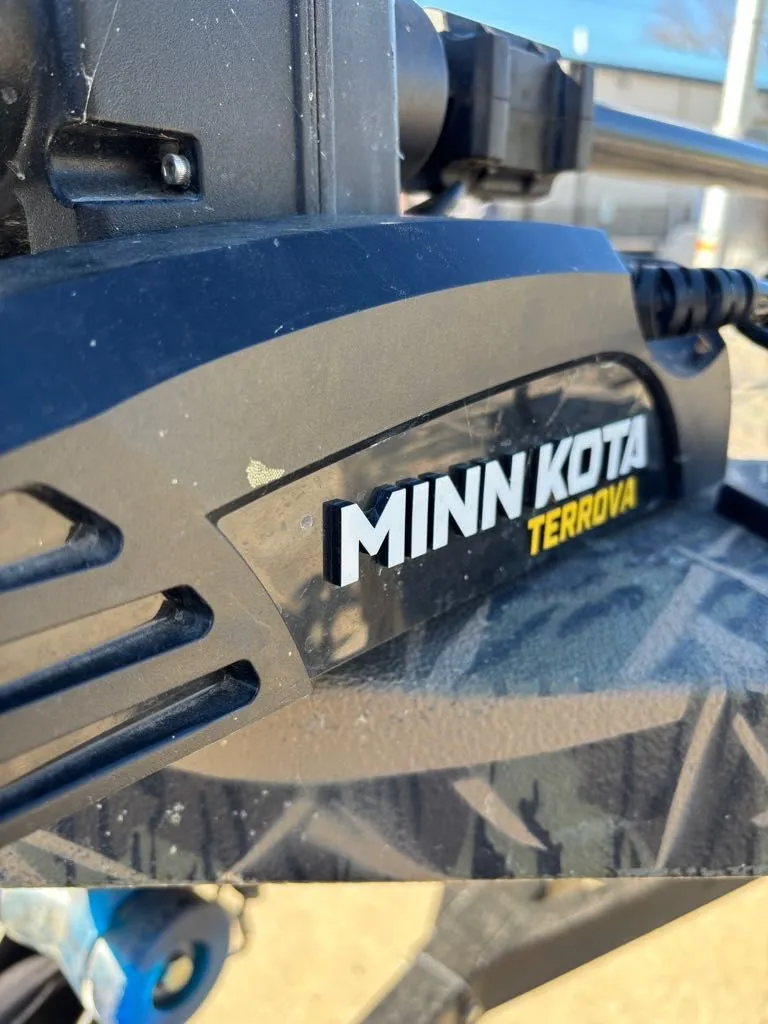 Slide: The Image of Lowe 20 Catfish 2015 - 14