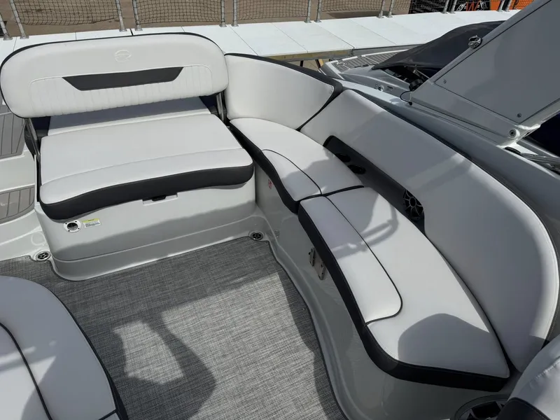 Slide: The Image of Crownline Boats 298 SS 2026 - 14