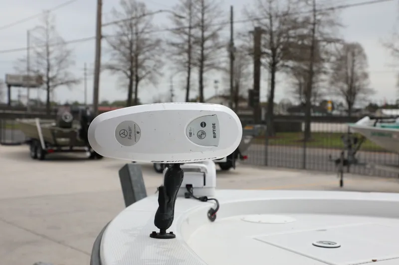 Slide: The Image of Ranger 23 Bay 2002 - 15