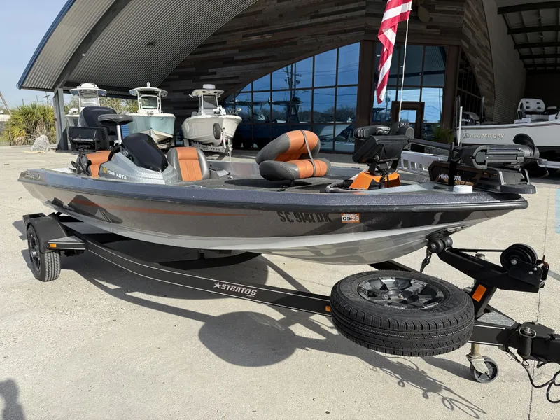 Slide: The Image of Stratos 176 VLO 2013 - 2