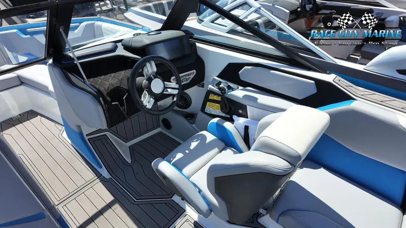 Slide: The Image of Nautique Super Air Nautique S23 2023 - 11