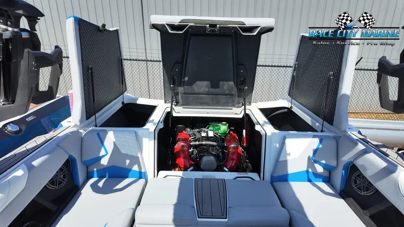 Slide: The Image of Nautique Super Air Nautique S23 2023 - 8