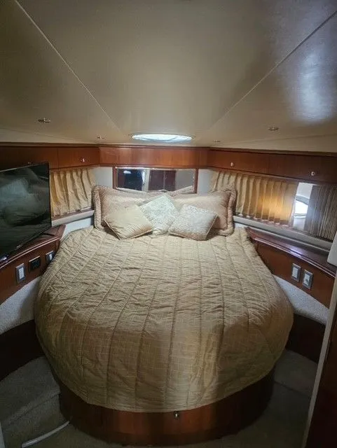 Slide: The Image of Carver Yachts 42 Super Sport 2006 - 15