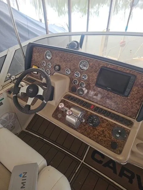 Slide: The Image of Carver Yachts 42 Super Sport 2006 - 8