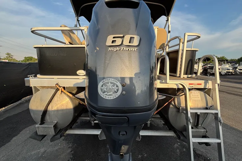 Slide: The Image of 2015 Bennington 20 SSX pontoon boat with 60 High Thrust engine, rear view. - 9