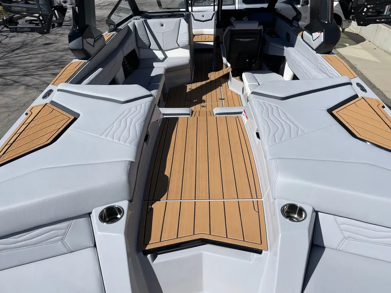 Slide: The Image of Nautique G23 2026 - 4