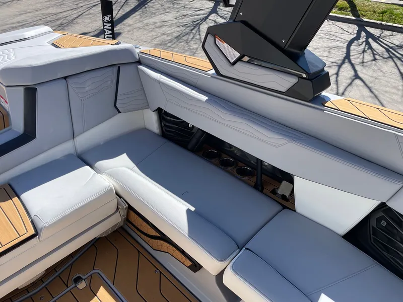 Slide: The Image of Nautique G23 2026 - 9