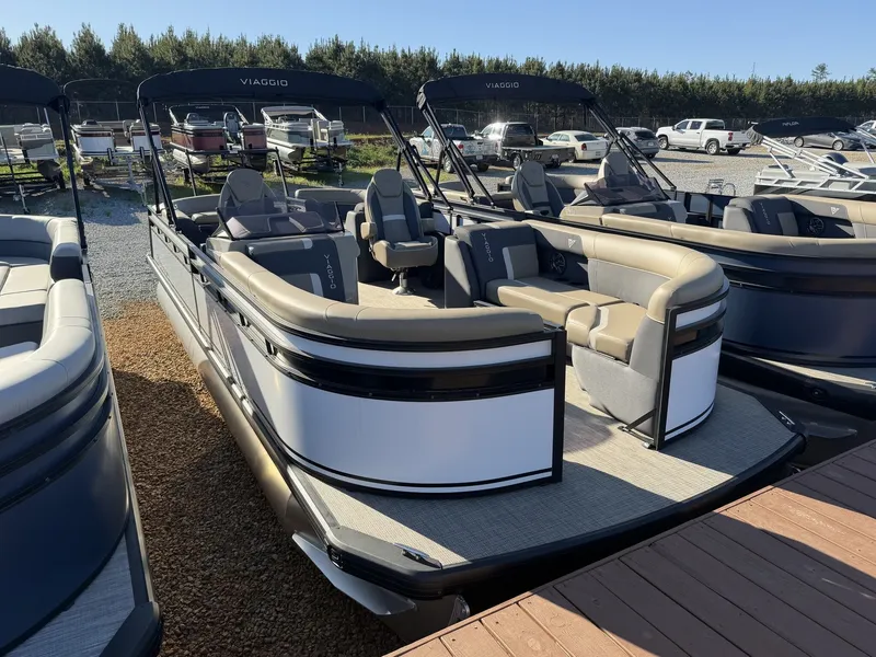 The Image of Viaggio Lago X 22U-SUZUKI 140 2025 - 1