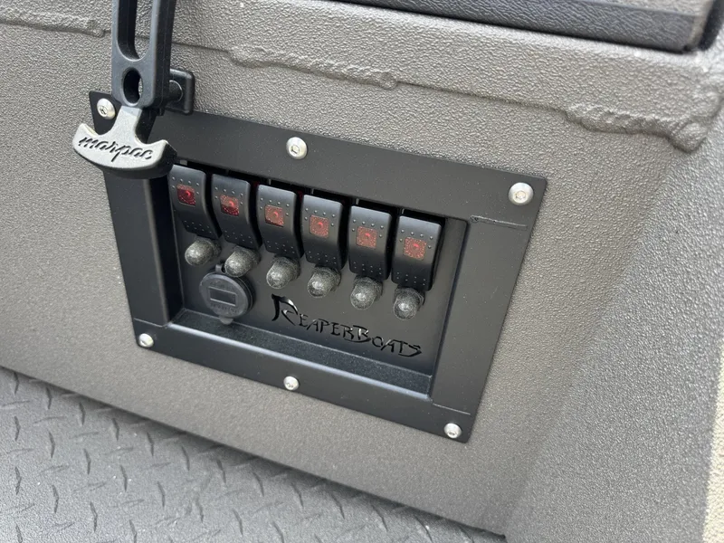 Slide: The Image of Control panel of Reaper Boats 656 STEP TRANSOM 2026. - 6