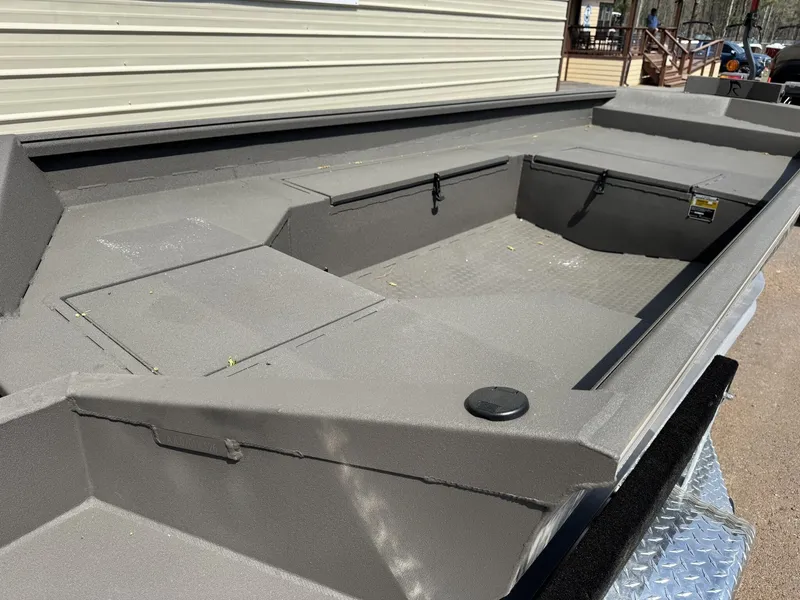 Slide: The Image of Reaper Boats 756 756 STEP TRANSOM 2026 - 5