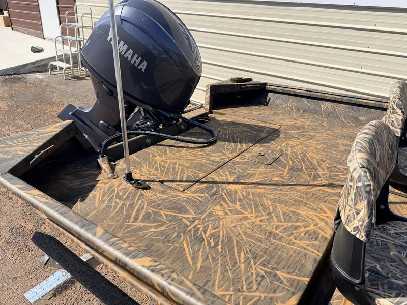 Slide: The Image of G3 Gator Tough 17 SC-70HP 2026 - 8