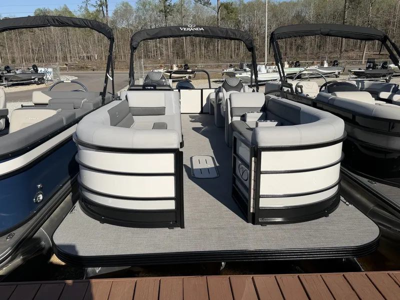 Slide: The Image of Veranda Vista Series TRITOON 200HP YAMAHA 2026 - 2