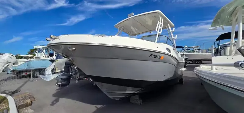 The Image of Seaswirl 220 DC STRIPER 2014 - 1