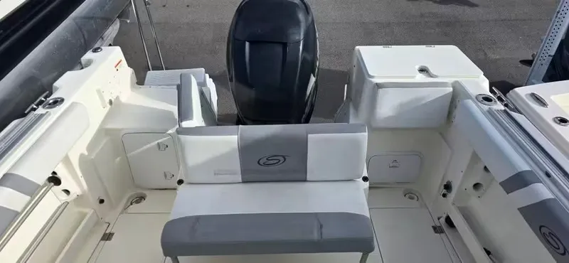 Slide: The Image of Seaswirl 220 DC STRIPER 2014 - 6