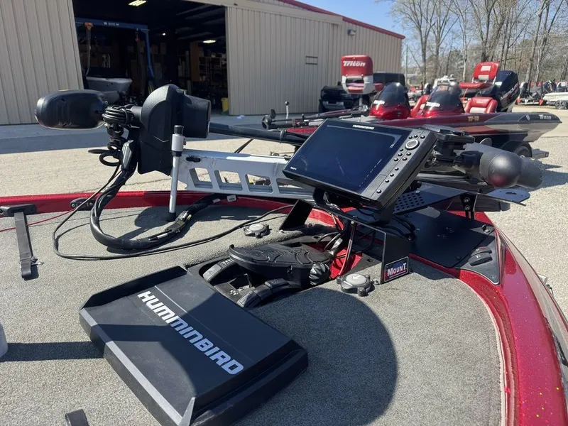 Slide: The Image of Skeeter ZX225 2015 - 6